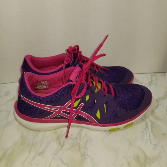 Asics Gel Excite Women's Running Shoes - Picture 1 of 6